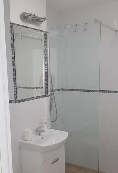 Apartament W Centrum Warszawy II Warschau Buitenkant foto